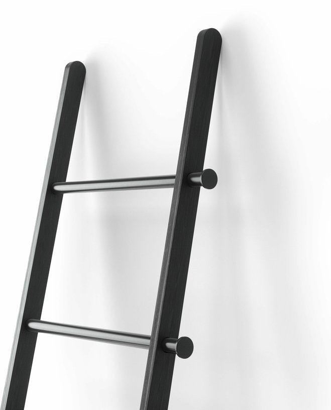 Echelle étendoir en frêne et acier noire Leana Ladder - Umbra - The Cool Republic