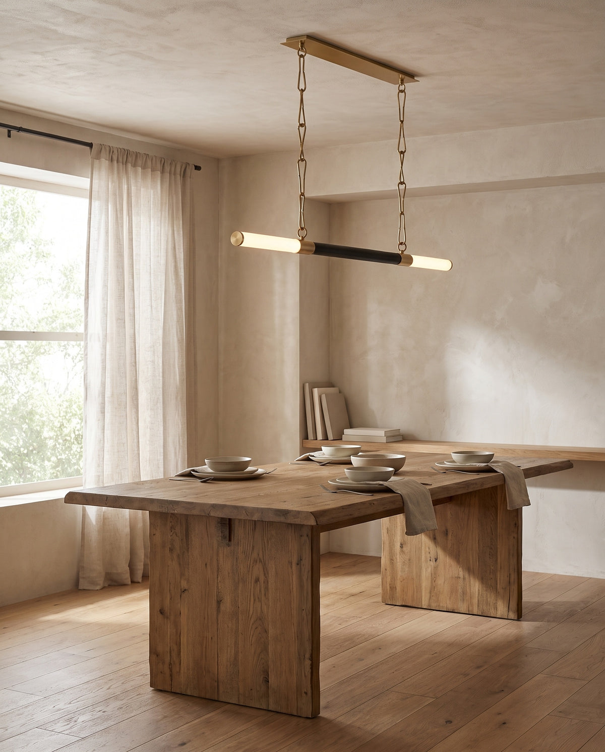 Suspension linéaire en laiton laiton vieilli et bronze ancien 153x11cm Huntington - Hudson Valley Lighting en situation