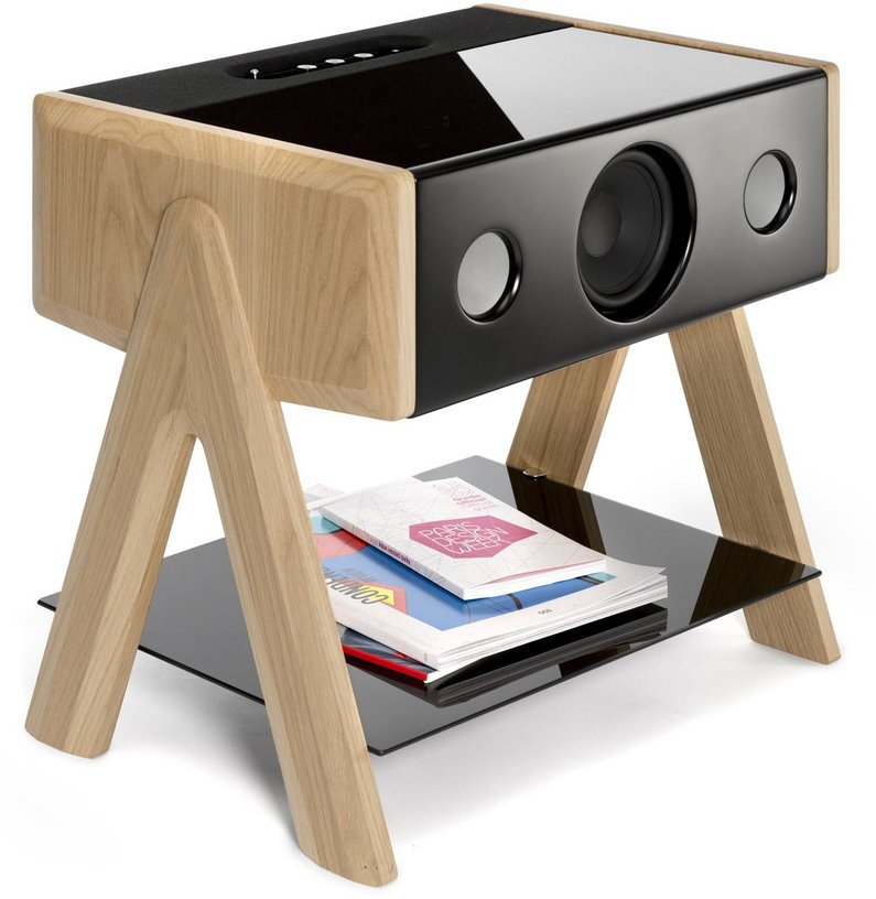 Enceinte noire avec pieds en chêne Cube - La Boite concept - The Cool Republic