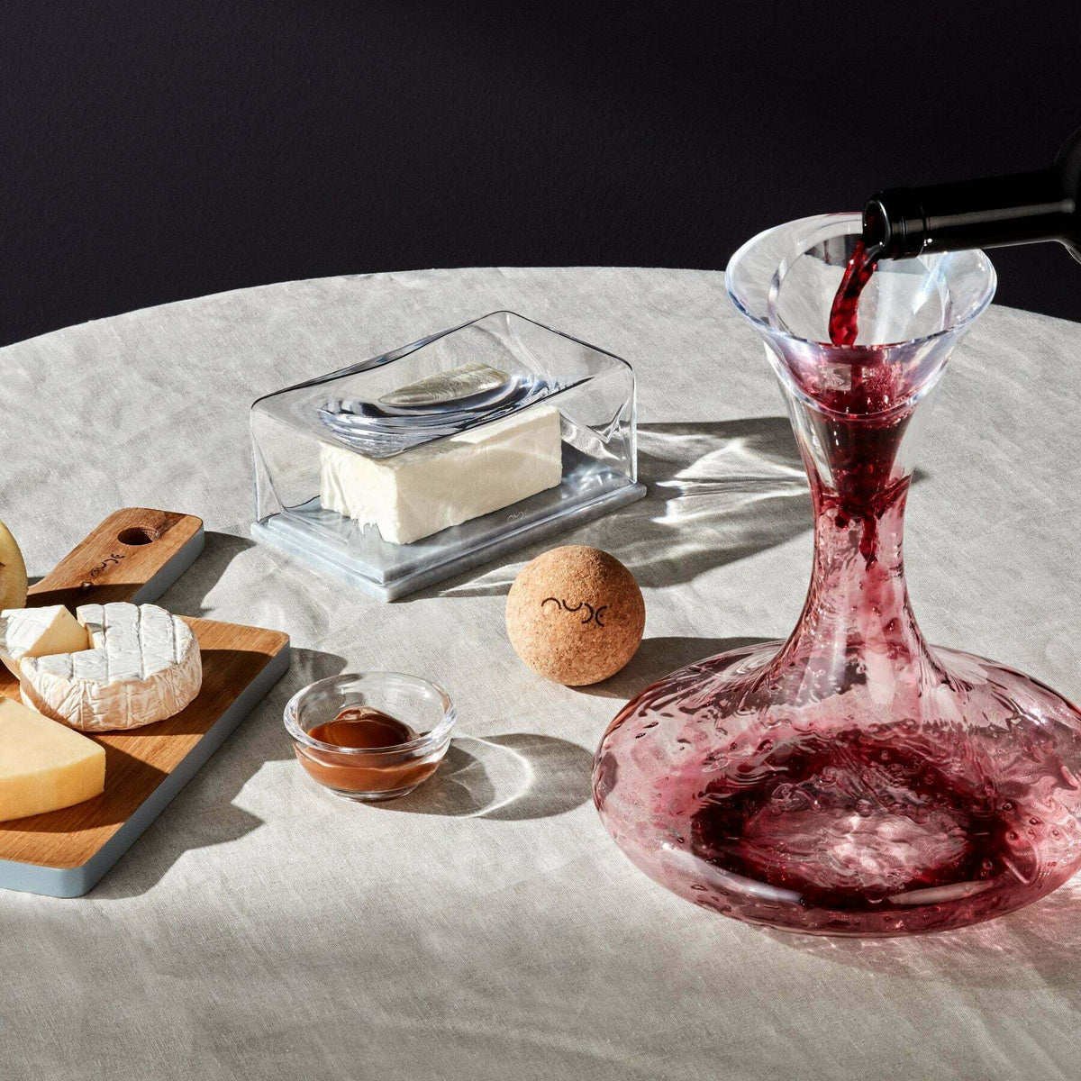 Entonnoir Cruet - Nude Glass - The Cool Republic