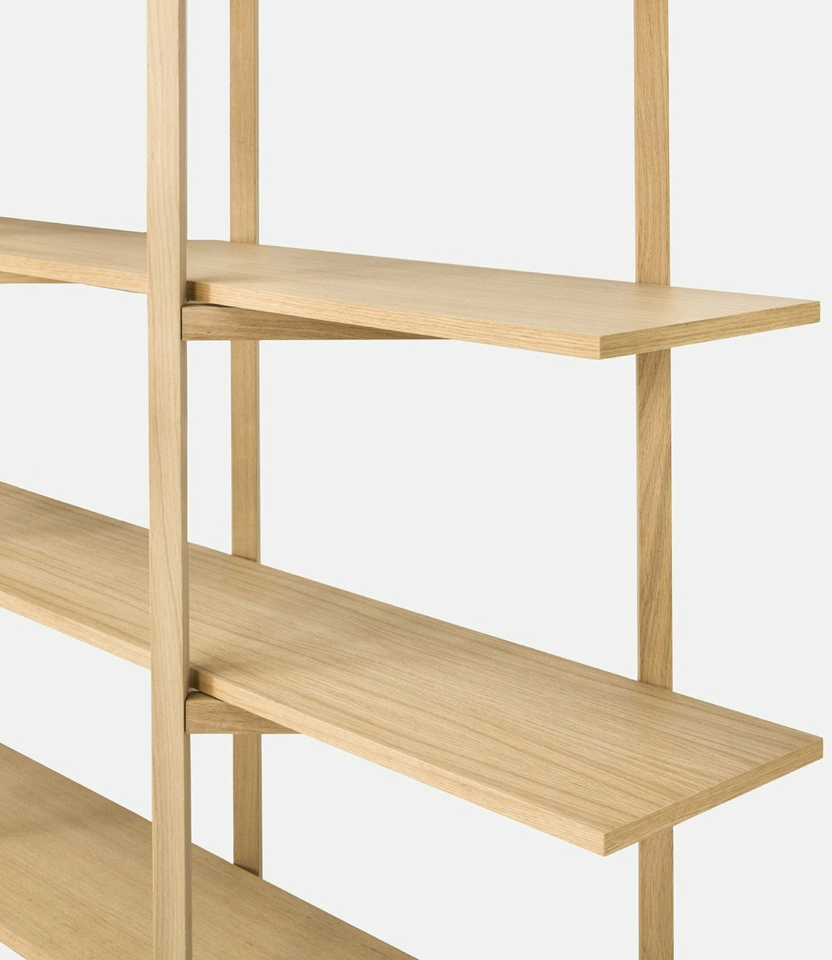 Etagère à 6 rayonnages en chêne Zig Zag - Hem - The Cool Republic