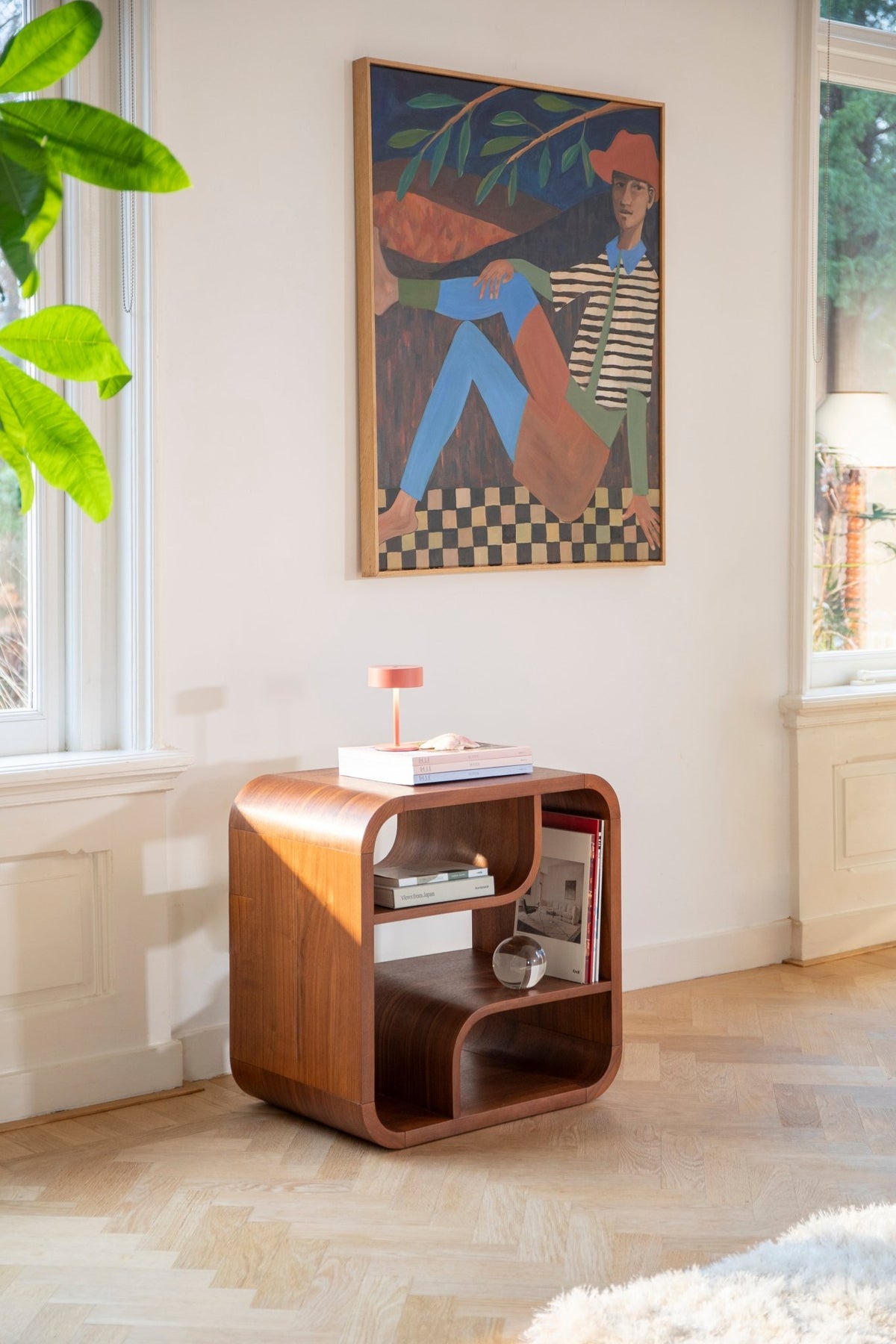 Etagère en bois de noyer 40x60x60cm - Zuiver - The Cool Republic