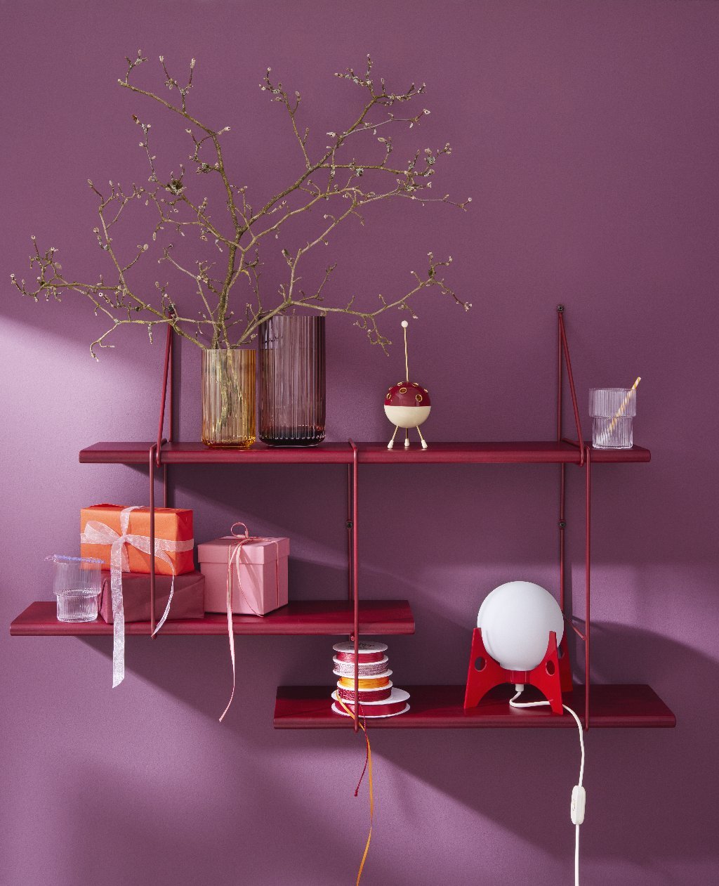 Étagère en hêtre et acier berry Shrink - Studio Hausen - The Cool Republic