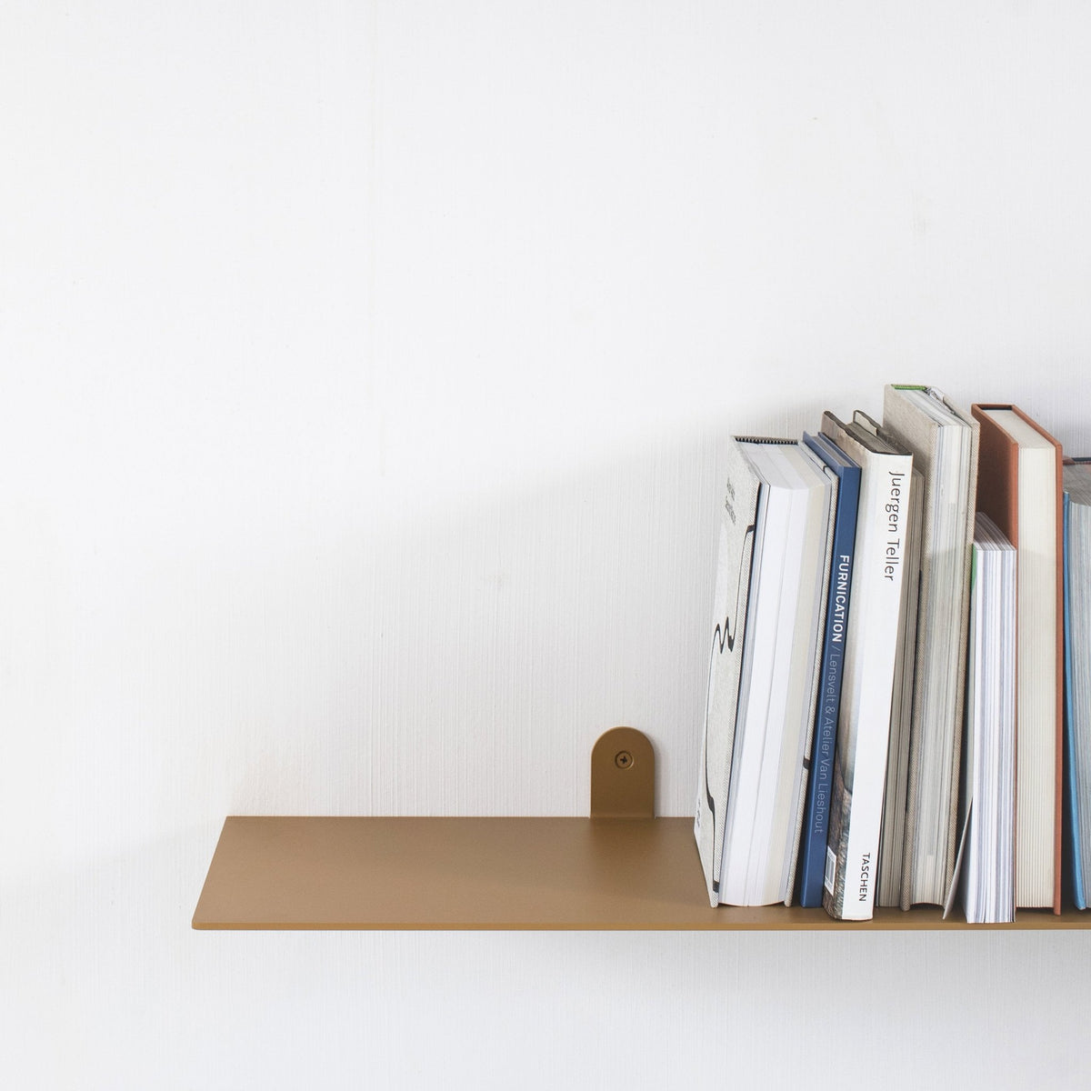 Étagère laquée noir Shelf N°3 - valerie_objects - The Cool Republic