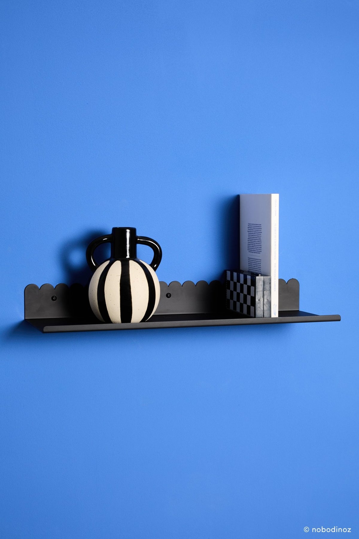 Etagère murale en acier laqué noir mat 20x16x6cm - Nobodinoz - The Cool Republic