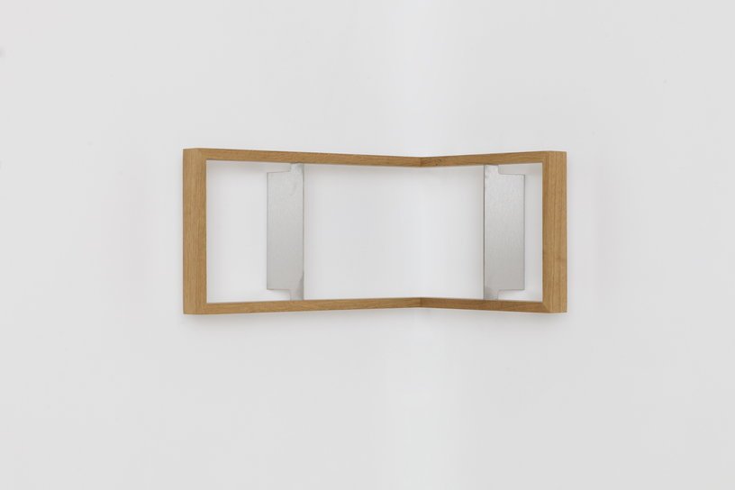 Etagère murale en bois de chêne naturel B - eck1 - Das kleine b - The Cool Republic