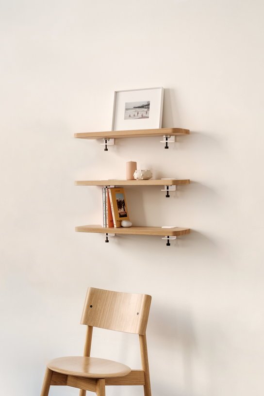 Etagère murale en chêne avec deux accroches bleu nuit 120cm Bracket - TIPTOE - The Cool Republic