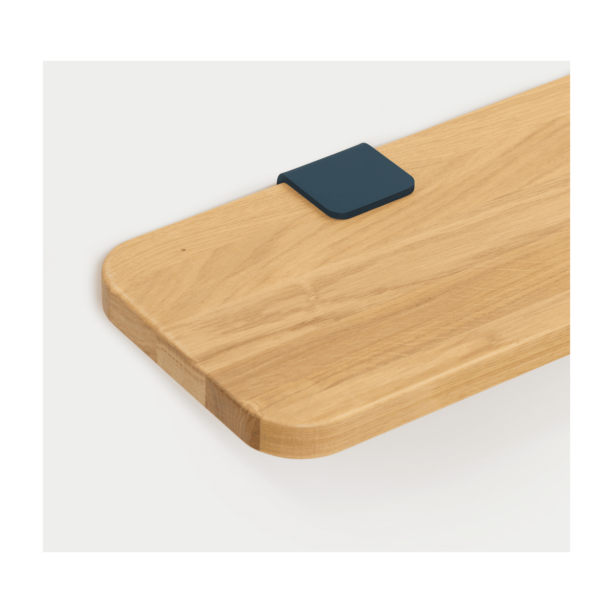 Étagère murale en chêne avec deux accroches bleu nuit 90cm Bracket - TIPTOE - The Cool Republic