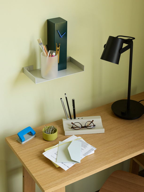 Etagère murale en métal gris clair 30 x 15 x 3 cm Sheets - Hübsch - The Cool Republic