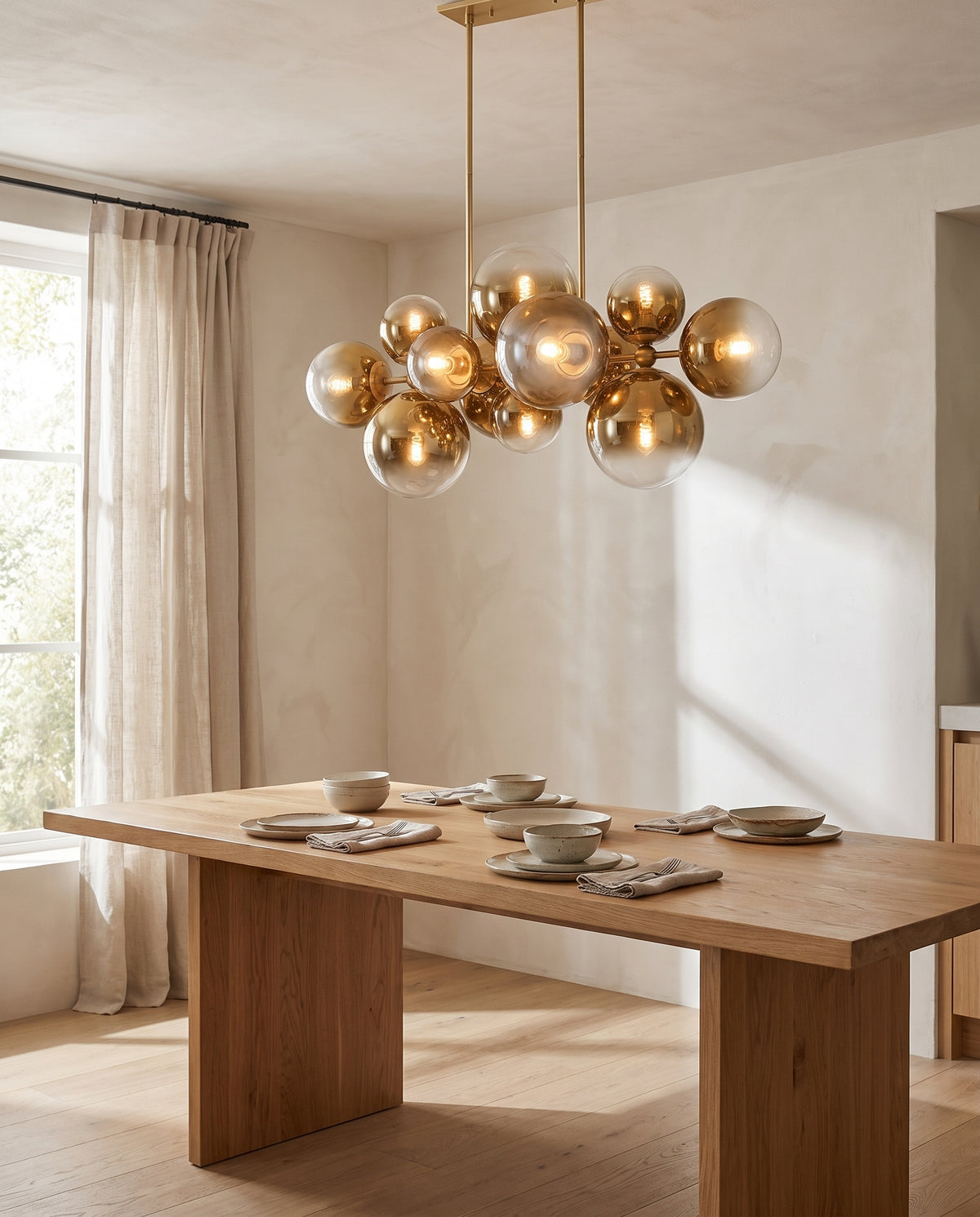 Suspension linéaire en acier laiton poli ancien 144x69x69cm Kyoto - Corbett Lighting en situation