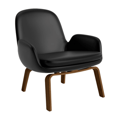 Fauteuil bas avec pieds en noyer et assise en cuir noir Era - Normann Copenhagen - The Cool Republic