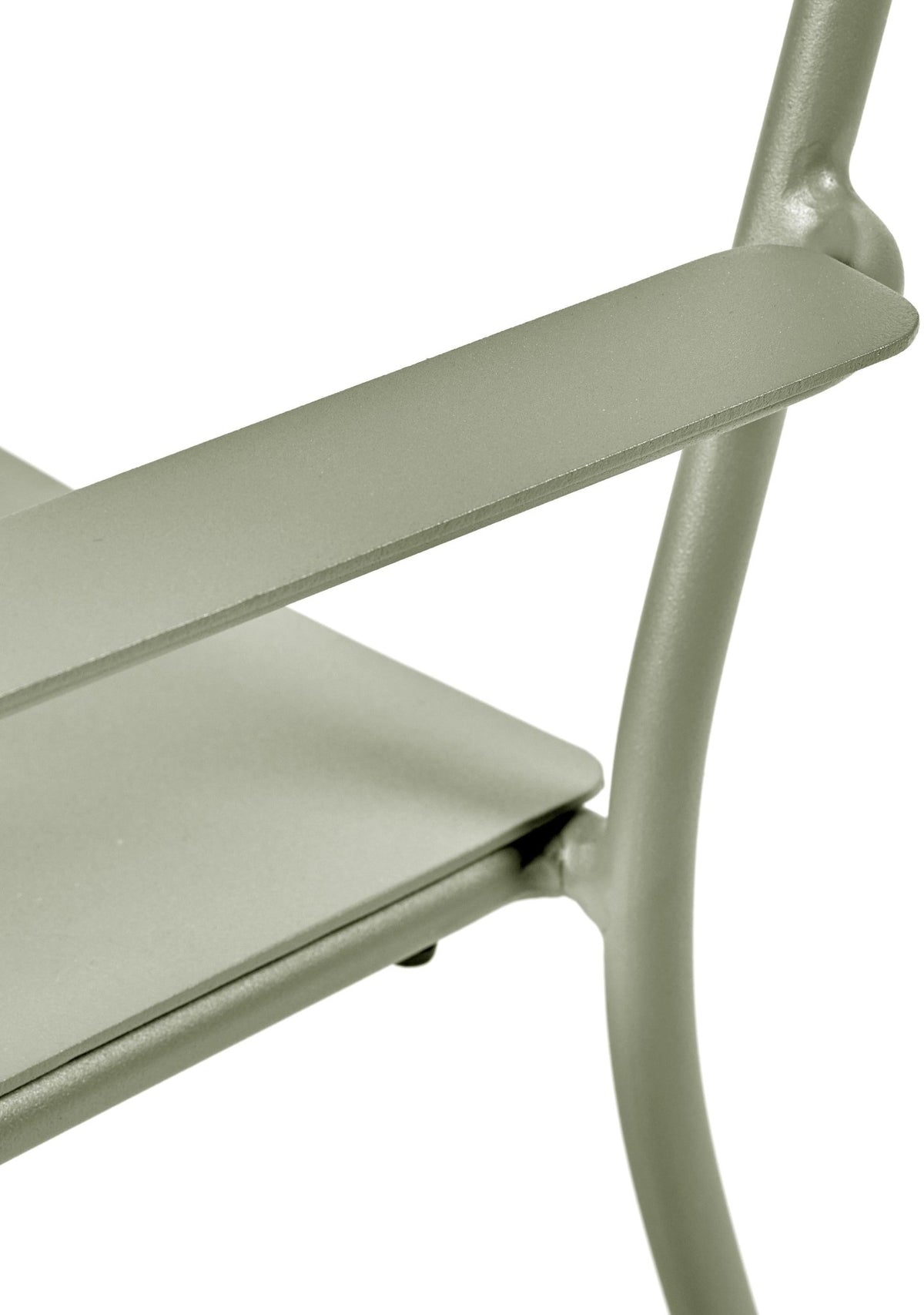 Fauteuil bas en aluminium avec accoudoirs vert August - Serax - The Cool Republic