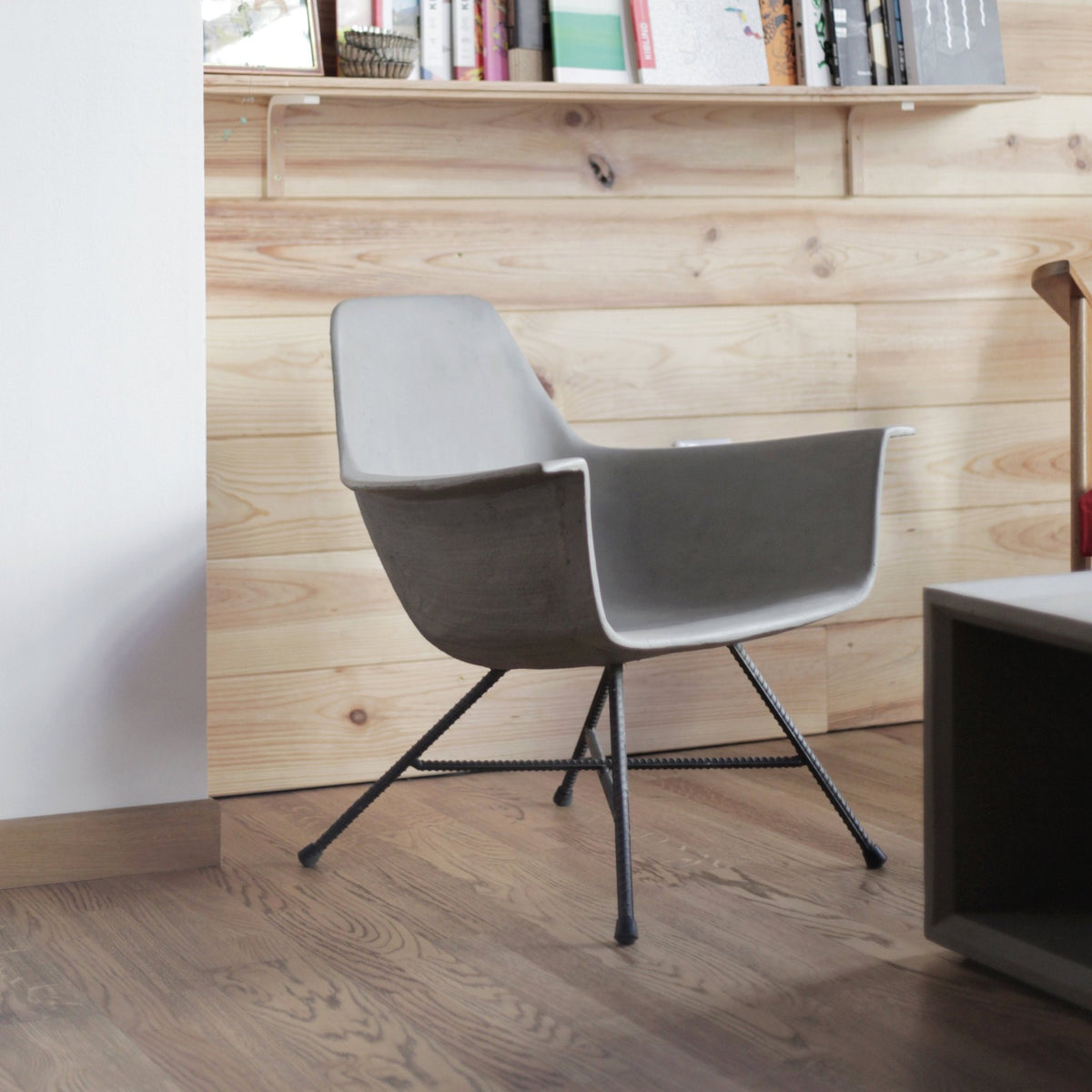 Fauteuil bas Hauteville - Lyon Béton - The Cool Republic