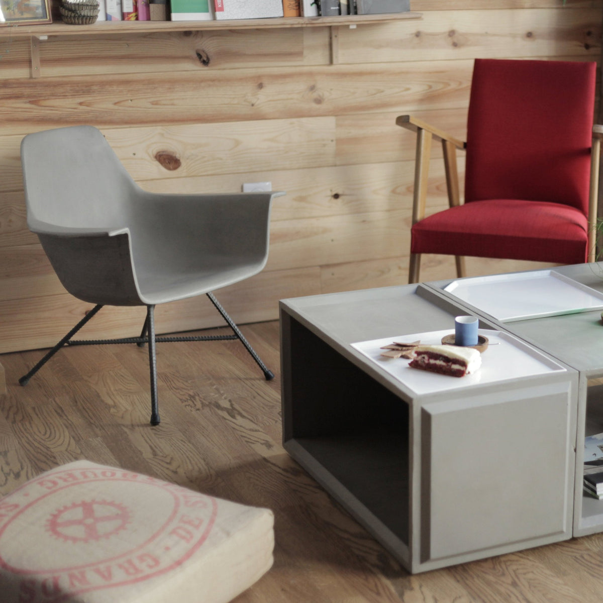 Fauteuil bas Hauteville - Lyon Béton - The Cool Republic