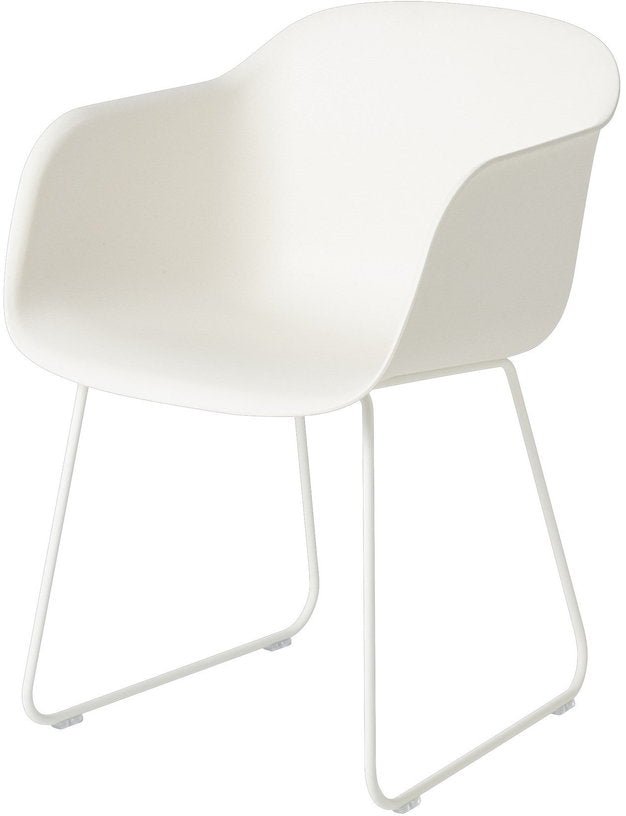 Fauteuil blanc piétement traîneau Fiber - Muuto - The Cool Republic