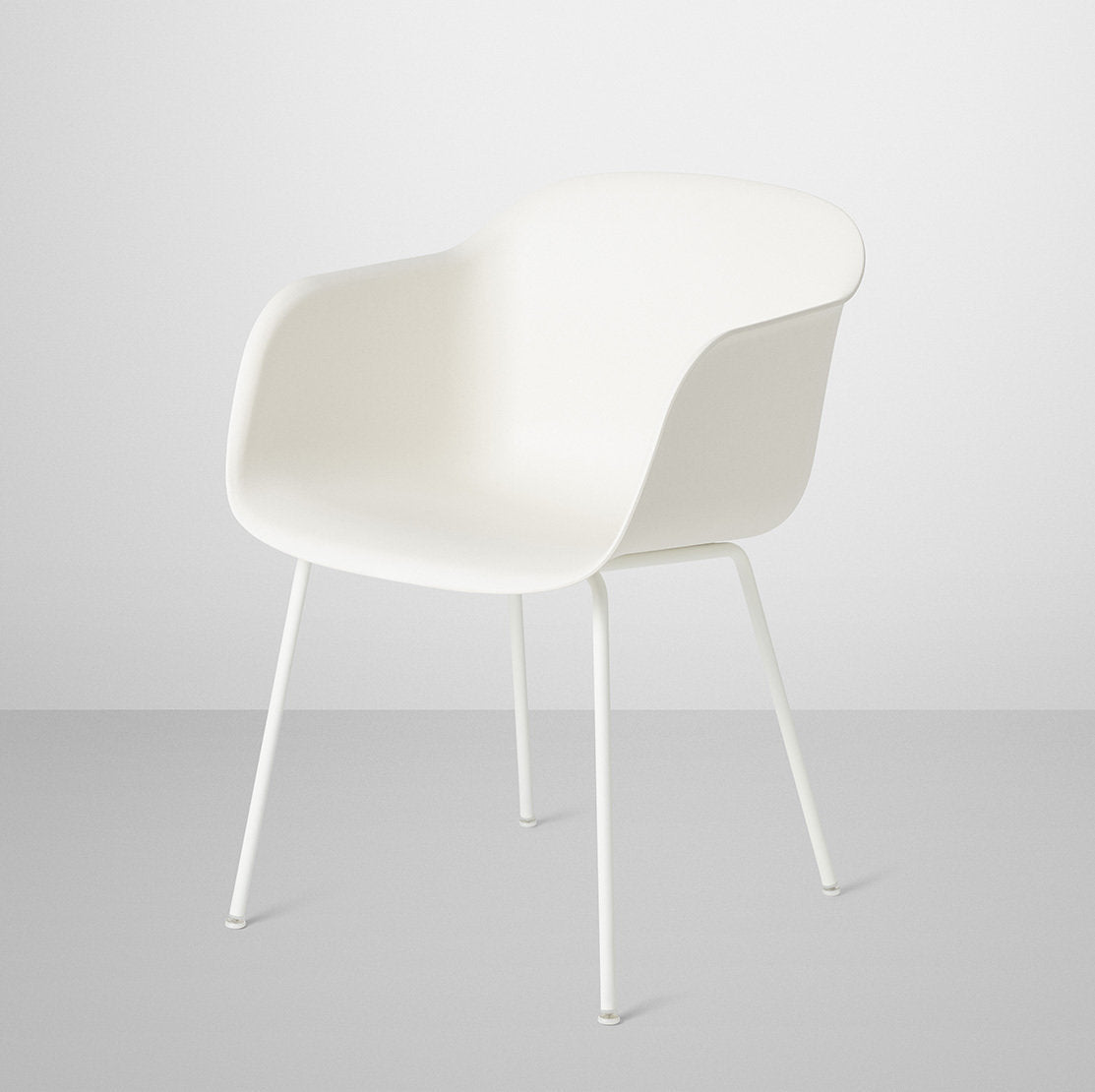 Fauteuil blanc piétement tubes Fiber - Muuto - The Cool Republic