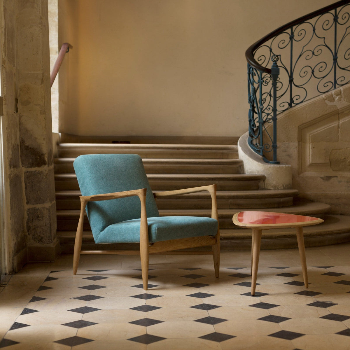 Fauteuil bleu indien Floating - RED Edition - The Cool Republic