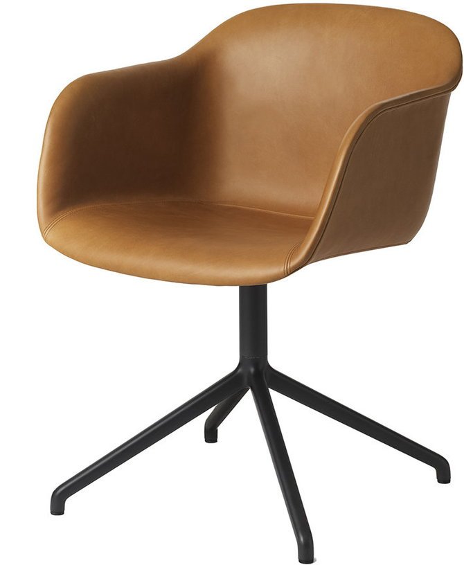 Fauteuil cognac piétement pivot et assise cuir Fiber - Muuto - The Cool Republic