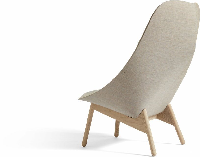 Fauteuil crème matelassé et chêne massif naturel Uchiwa - HAY - The Cool Republic