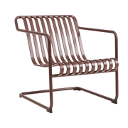 Fauteuil de jardin avec accoudoirs en acier rouge Palissade - HAY - The Cool Republic