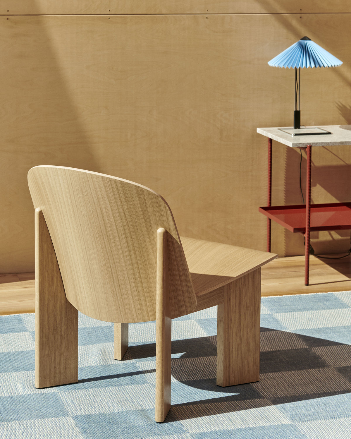 Fauteuil design esprit vintage en chêne naturel Chisel - HAY
