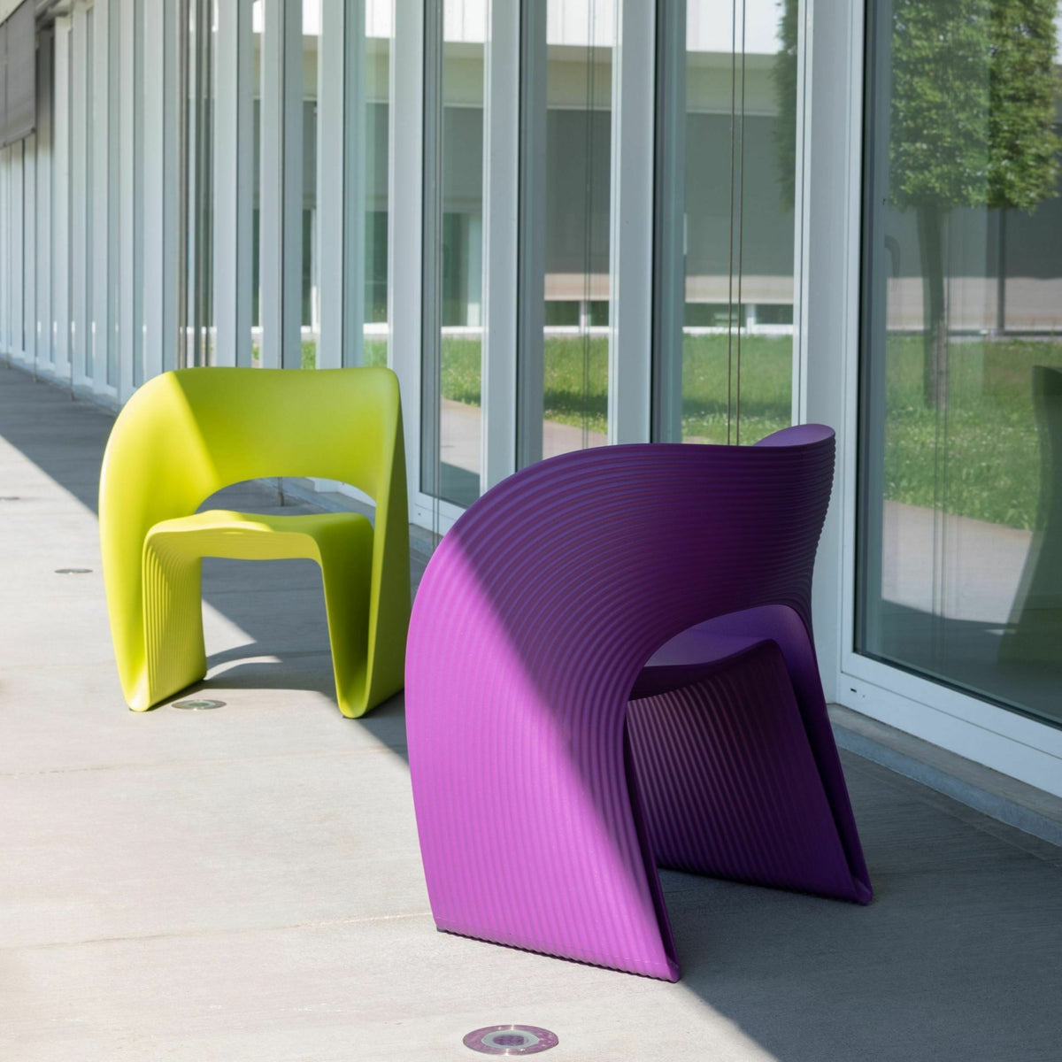 Fauteuil design jaune Raviolo - Magis - The Cool Republic