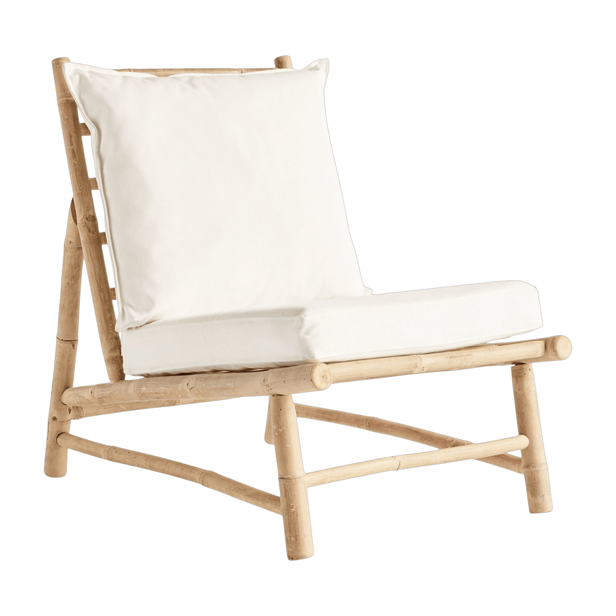 Fauteuil en bambou avec coussins blancs Low Bam - Tine K Home - The Cool Republic