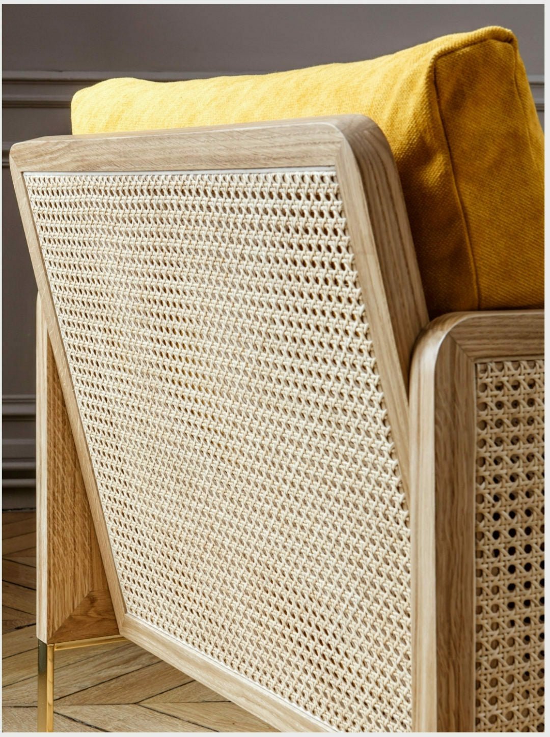 Fauteuil en bois naturel et velours orange honey Cannage - RED Edition - The Cool Republic