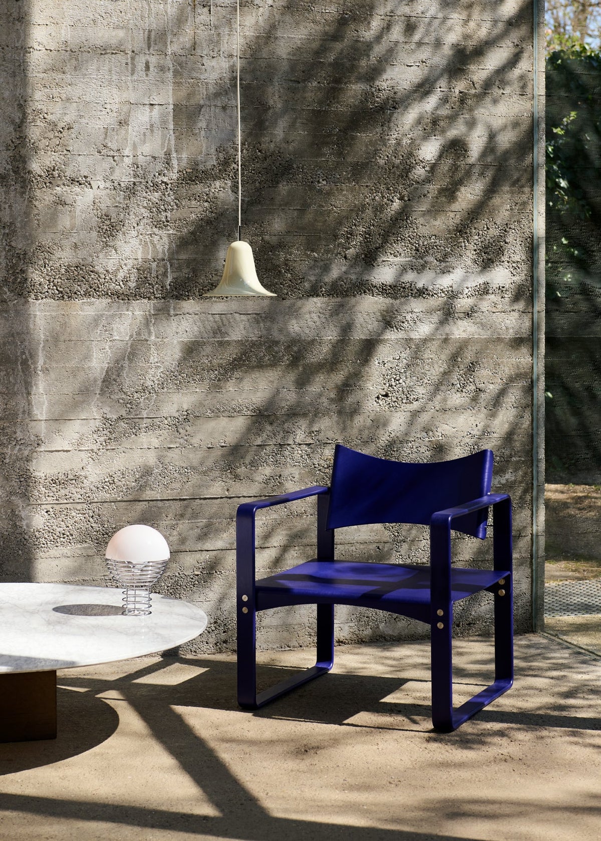 Fauteuil en bouleau laqué bleu 65,5x60x74cm 270F - Verpan - The Cool Republic