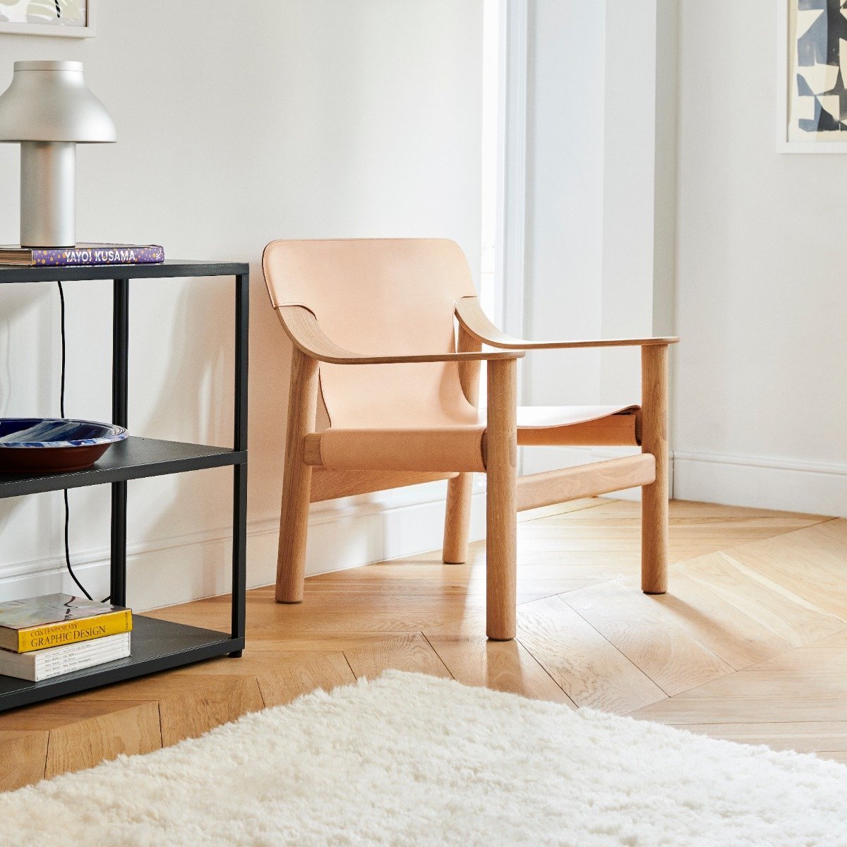 Fauteuil en chêne avec housse en cuir beige Bernard - HAY - The Cool Republic