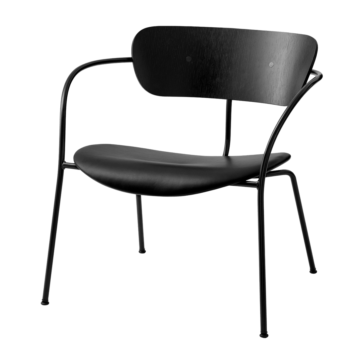 Fauteuil en chêne et cuir noir AV6 Pavilion - &tradition - The Cool Republic