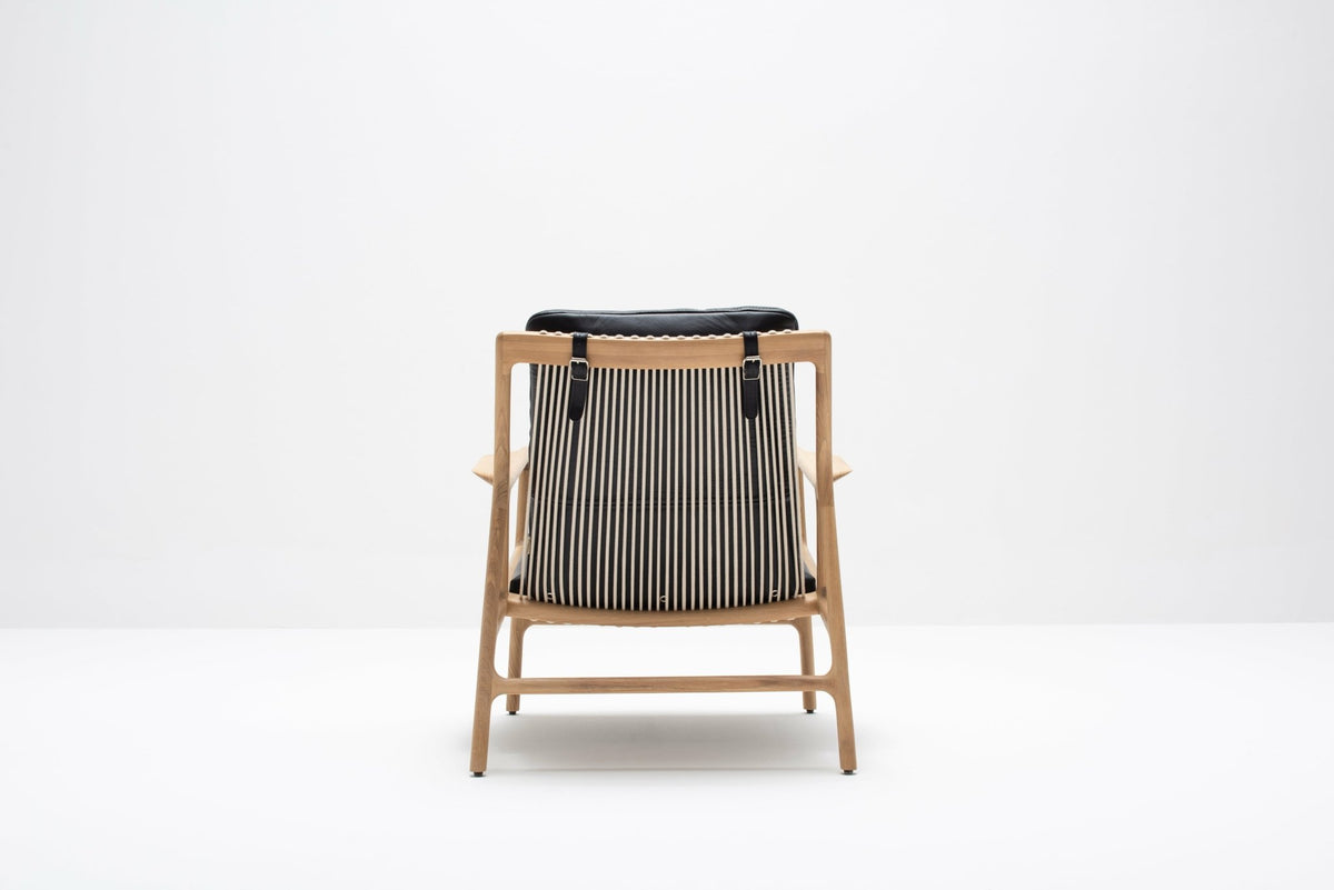 Fauteuil en chêne et cuir noir Dedo easy chair - Gazzda - The Cool Republic