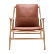 Fauteuil en chêne et cuir whisky Dedo easy chair - Gazzda - The Cool Republic