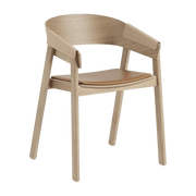 Fauteuil en chêne naturel et assise en cuir Cover - Muuto - The Cool Republic