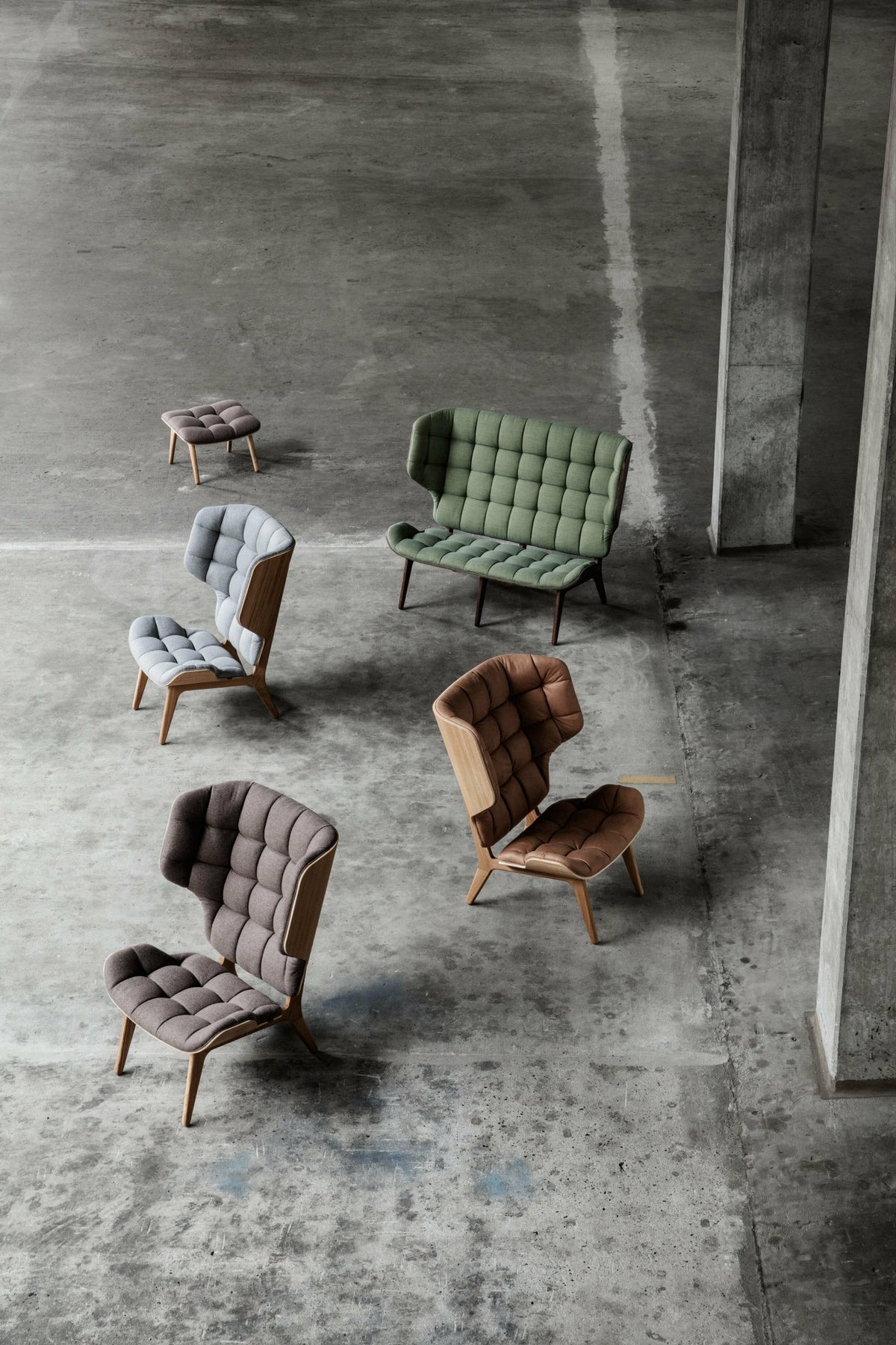 Armchair in natural oak and camel leather upholstery Mammoth - NORR11 - The Cool Republic