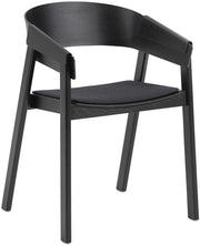 Fauteuil en chêne noir et assise textile Cover - Muuto - The Cool Republic