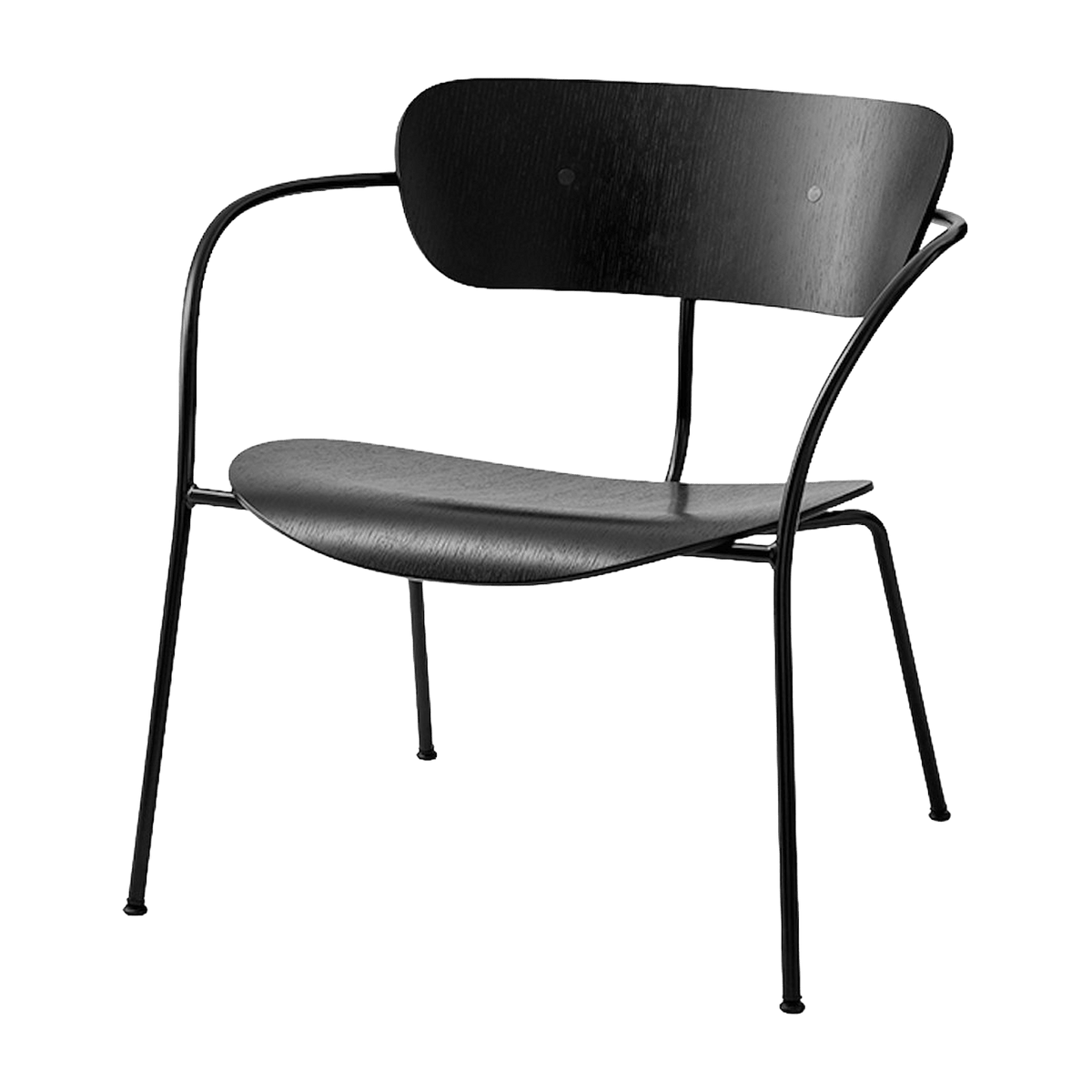Fauteuil en chêne noir laqué AV5 Pavilion - &tradition - The Cool Republic