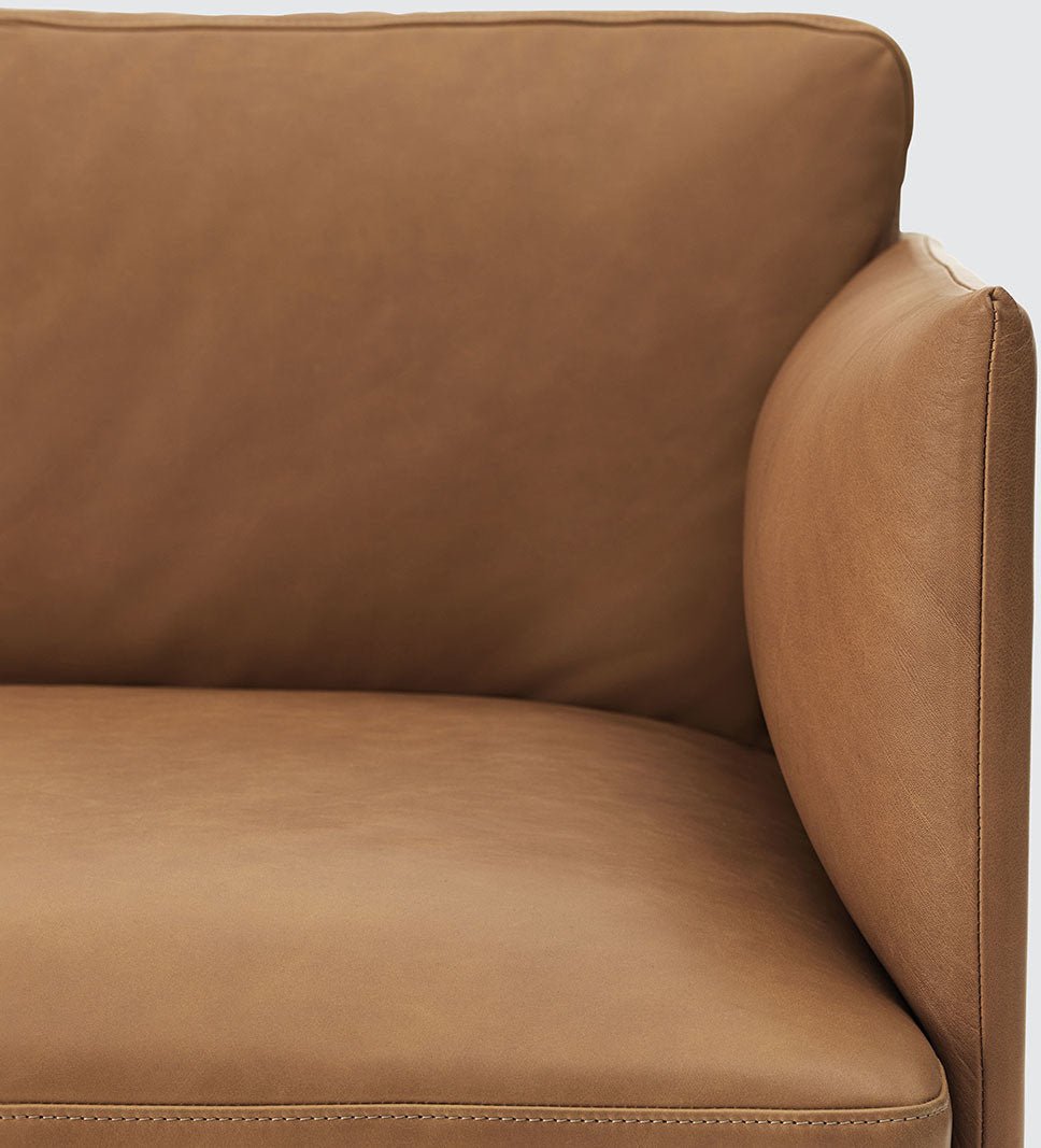 Fauteuil en cuir cognac Outline - Muuto - The Cool Republic