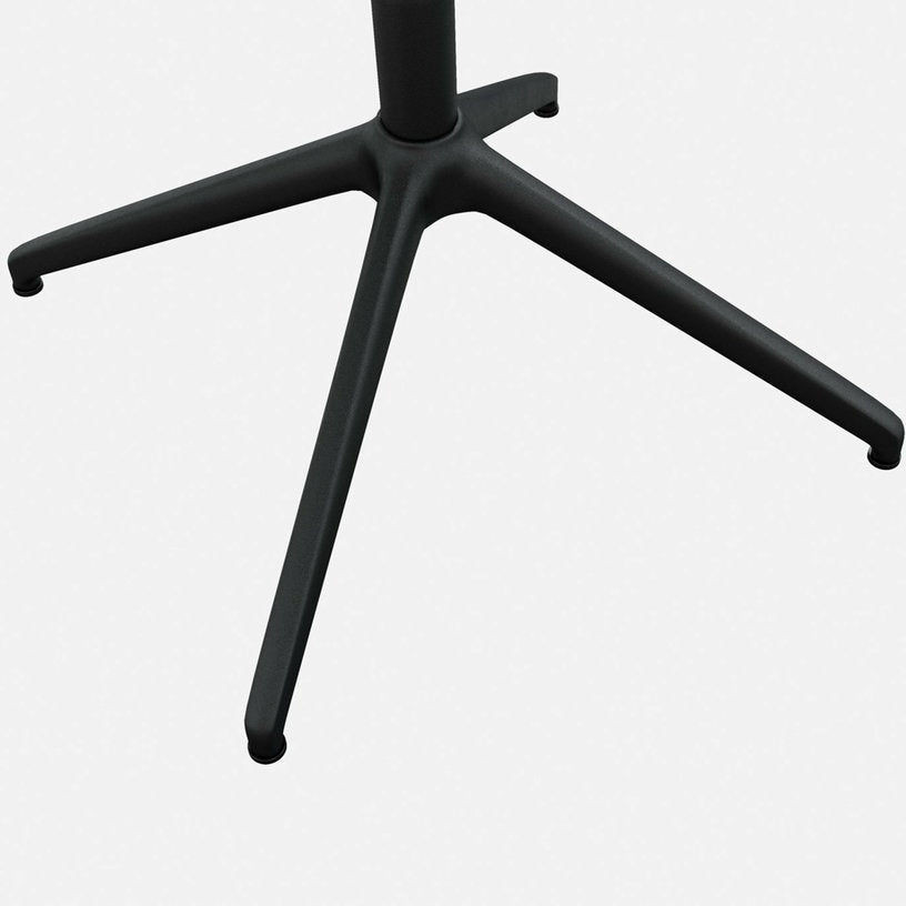 Fauteuil en cuir noir et piètement noir Kendo - Hem - The Cool Republic