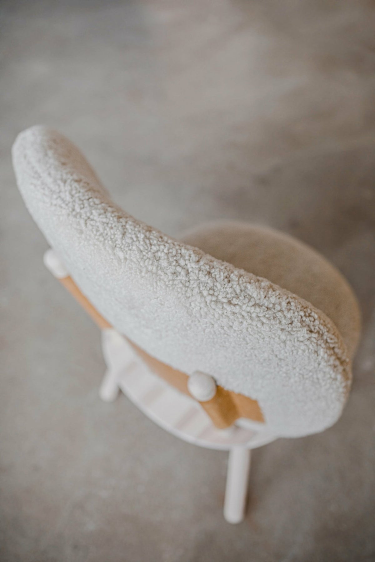 Ash and sheep wool armchair Naïve - Emko - The Cool Republic