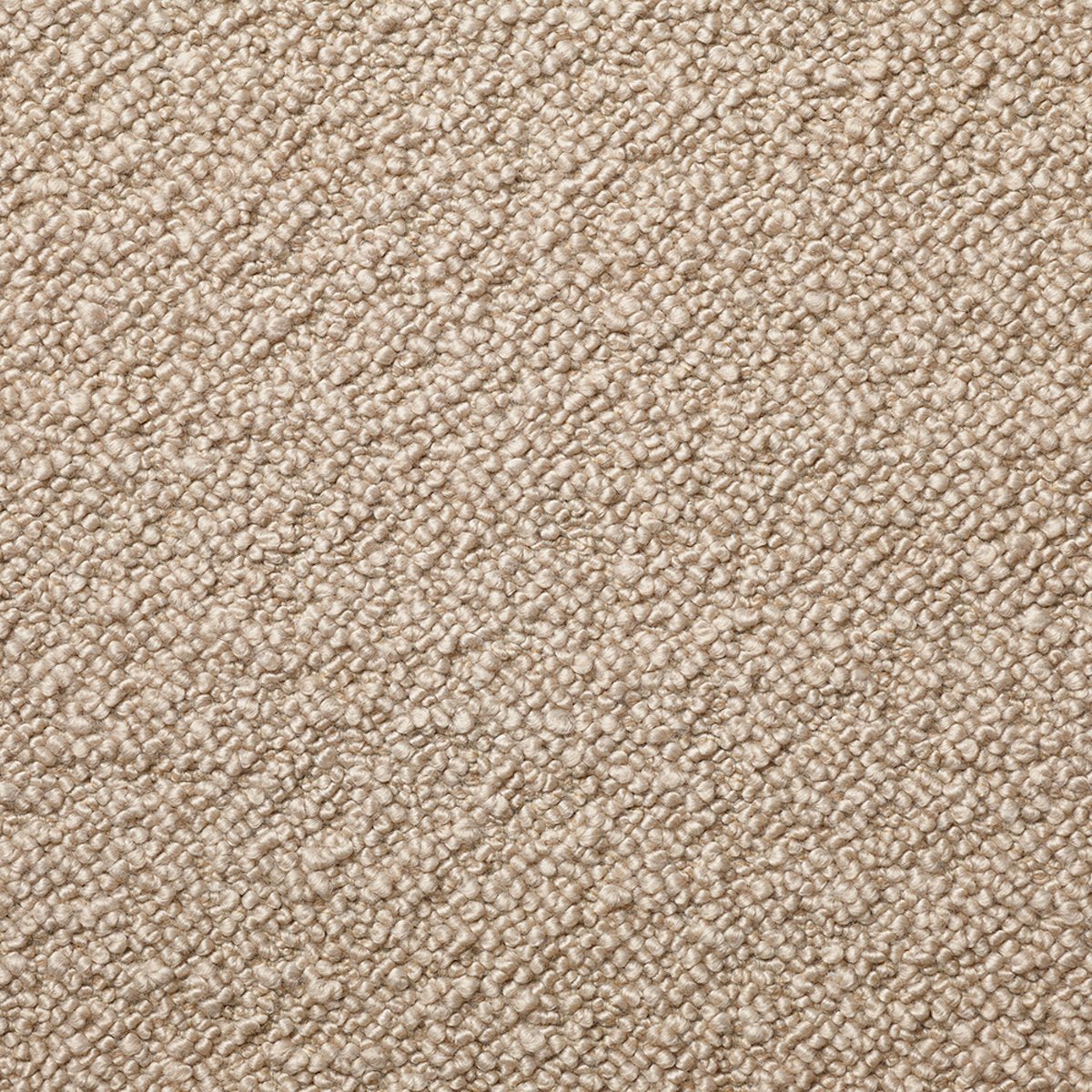 Fauteuil en laine beige et pieds en noyer Little Petra VB1 - &tradition - The Cool Republic