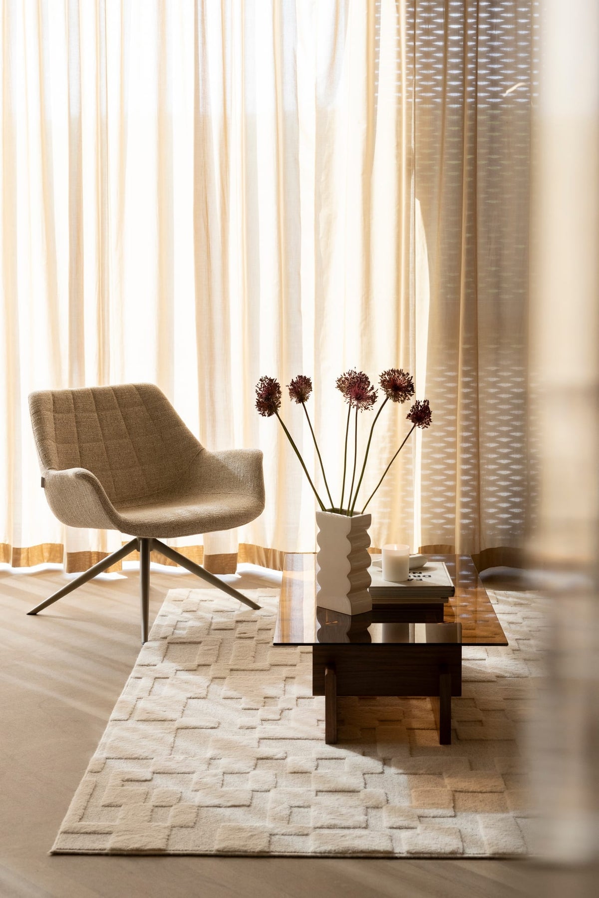 Fauteuil en métal et tissu beige 80,5x84,5x78,5cm Doulton - Zuiver — vue 3