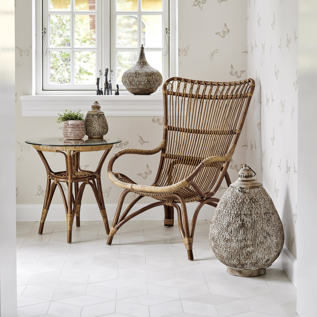 Fauteuil en rotin foncé Monet - Sika Design - The Cool Republic