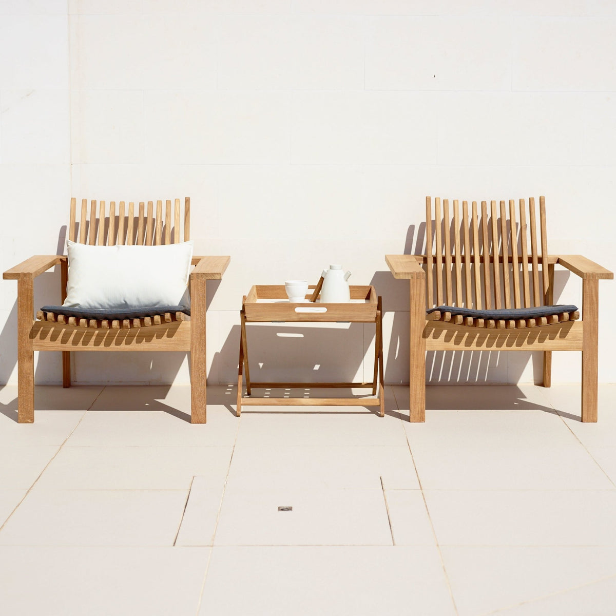 Fauteuil en teck Amaze - Cane-Line - The Cool Republic
