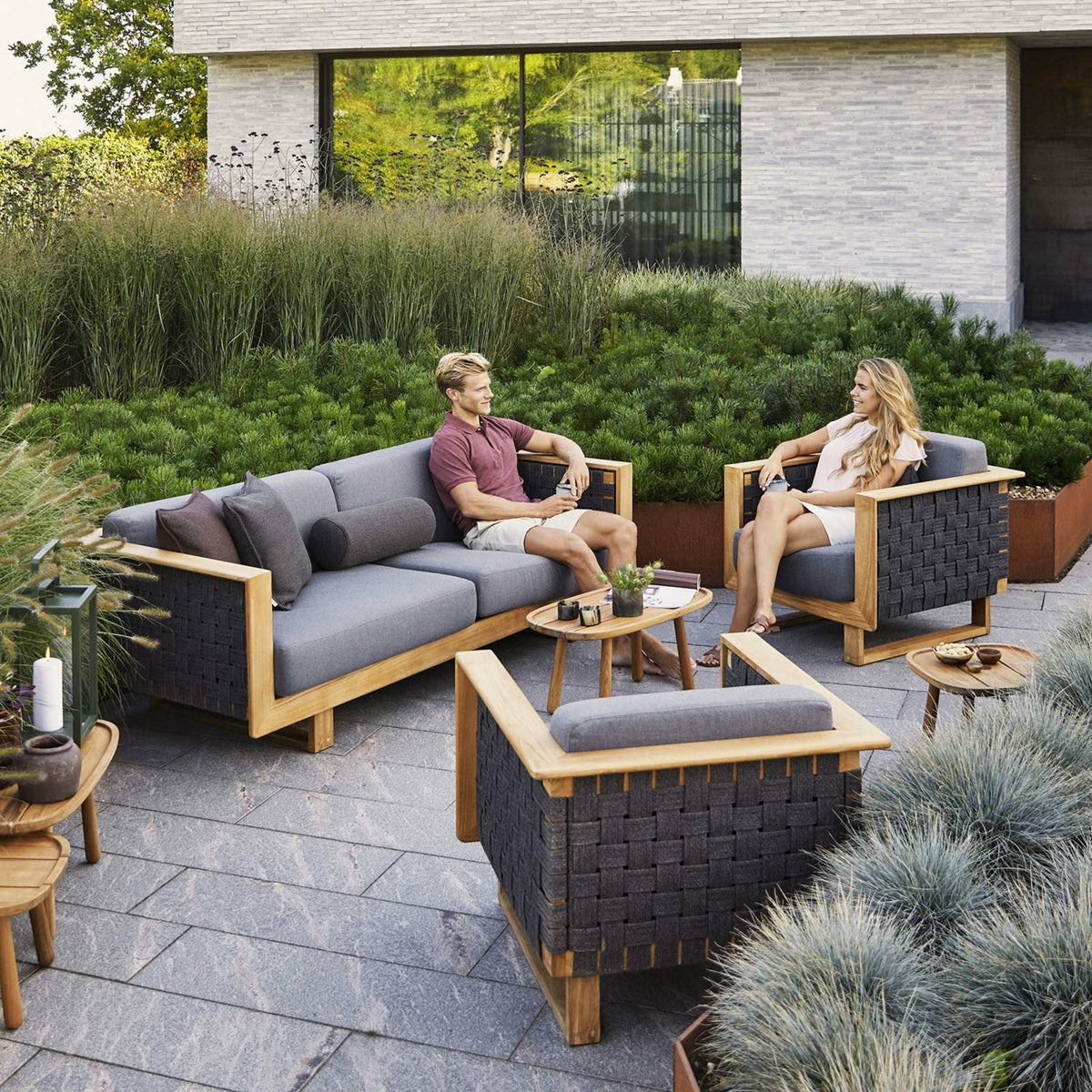Fauteuil en teck Angle - Cane-Line - The Cool Republic