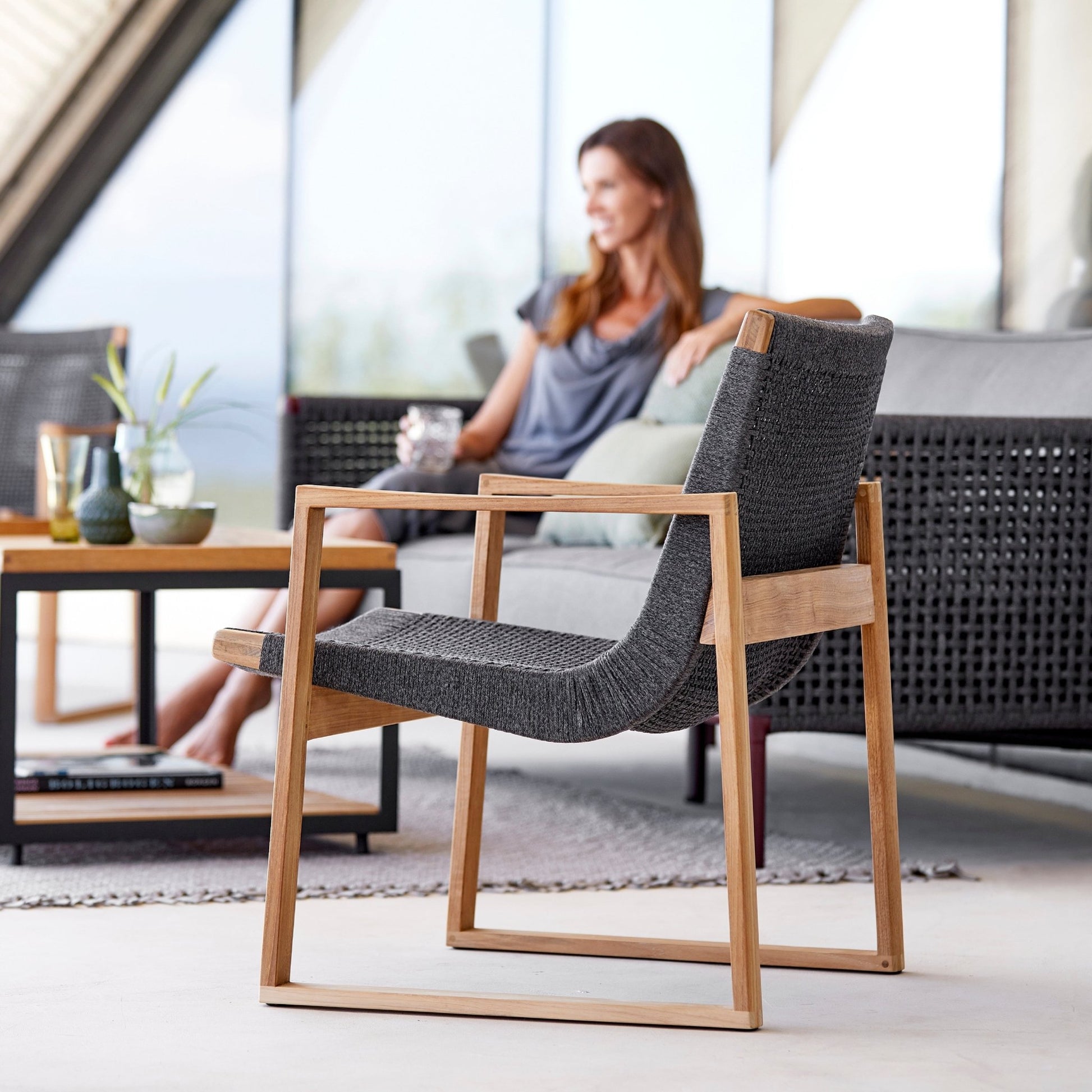 Fauteuil en teck Endless - Cane-Line - The Cool Republic