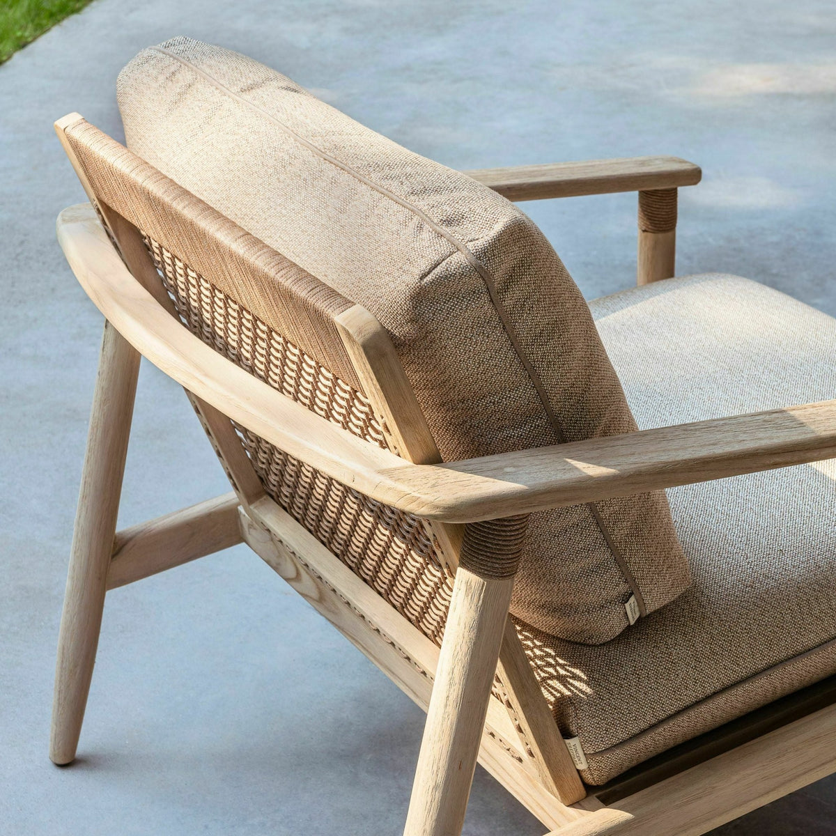 Fauteuil en teck vieilli et tissu Savane David - Vincent Sheppard - The Cool Republic