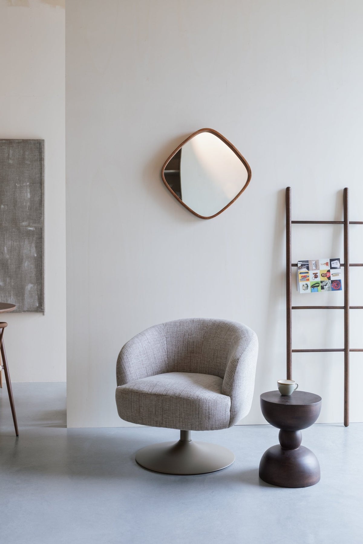 Fauteuil en tissu beige et acier marron Cassian - The Cool Republic - The Cool Republic