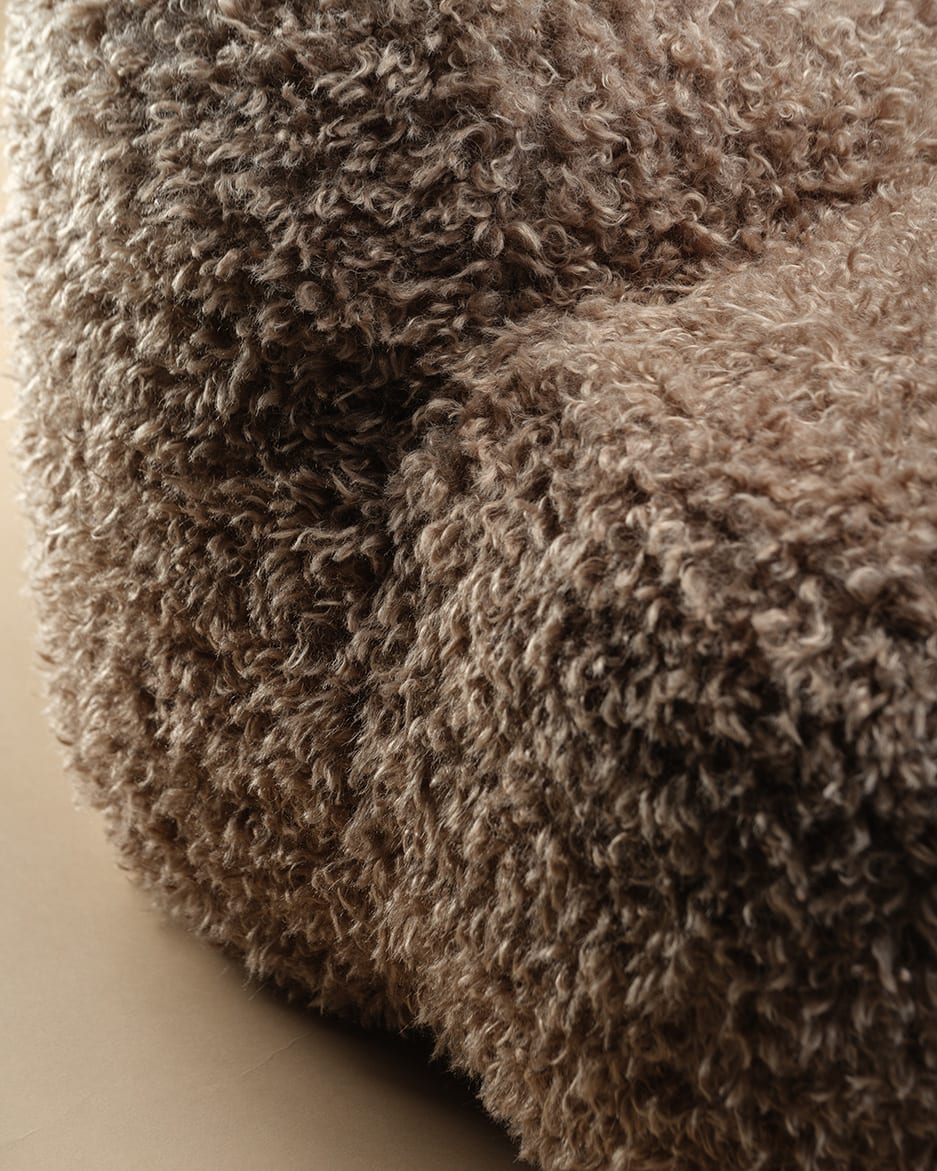 Fauteuil en tissu Yeti marron 90x100x60cm Momo - Wigiwama — vue 4