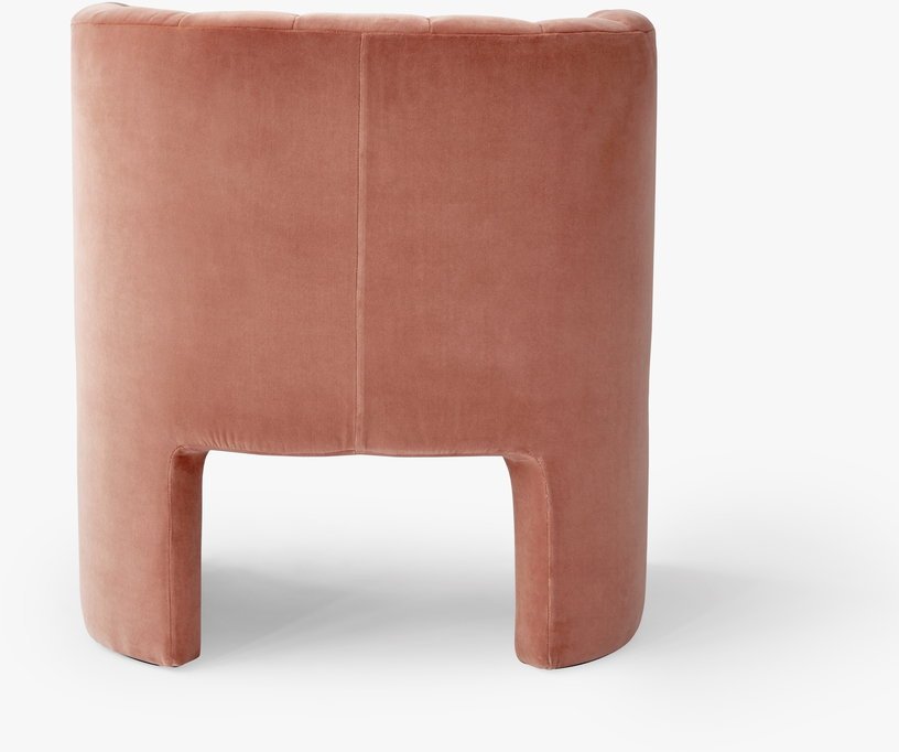 Fauteuil en velours rose Loafer - &tradition - The Cool Republic